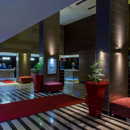 伊丽莎白港丽笙布鲁酒店 外观 照片 Lobby