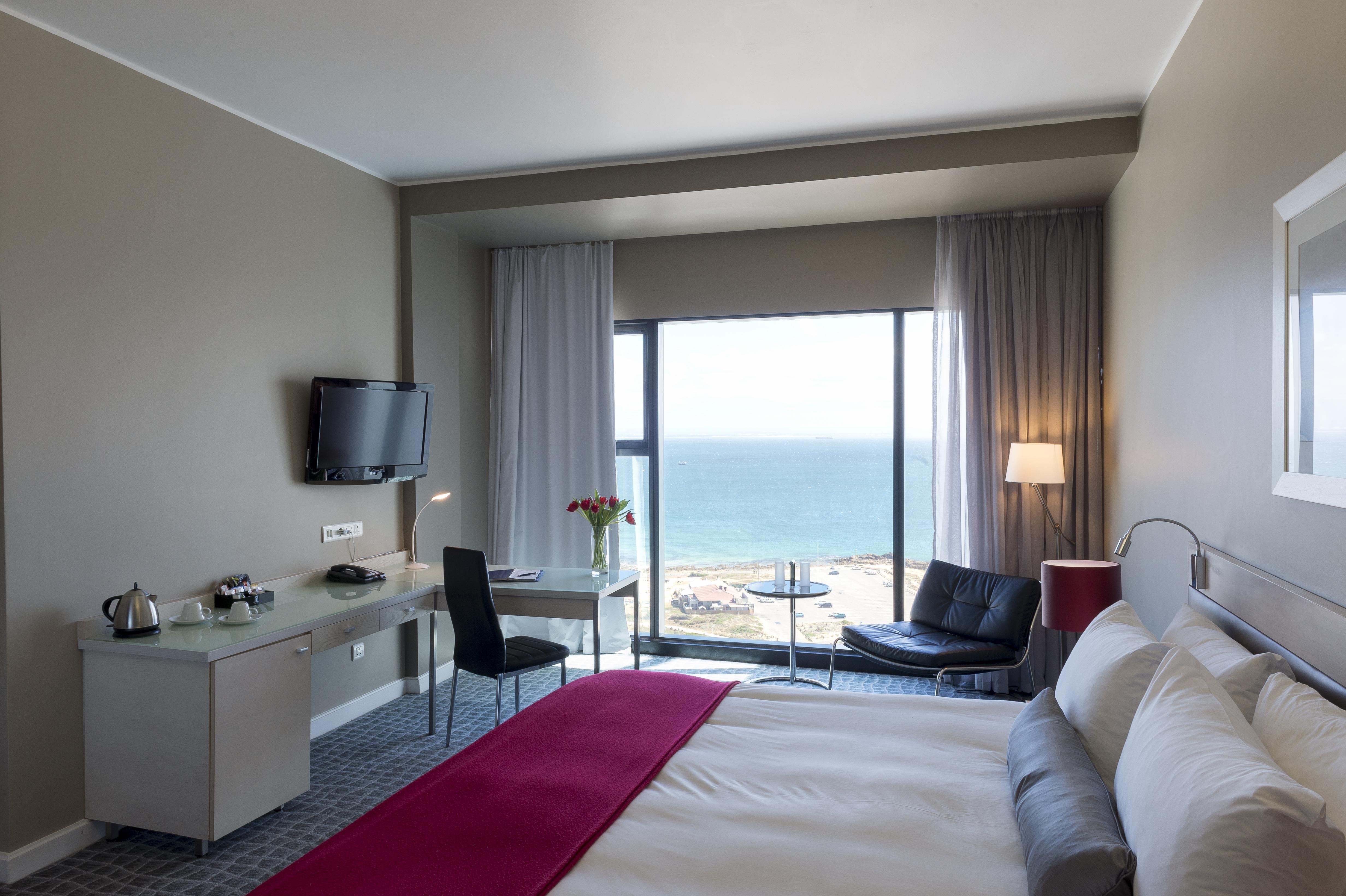 伊丽莎白港丽笙布鲁酒店 外观 照片 A room at the Hilton Tel Aviv