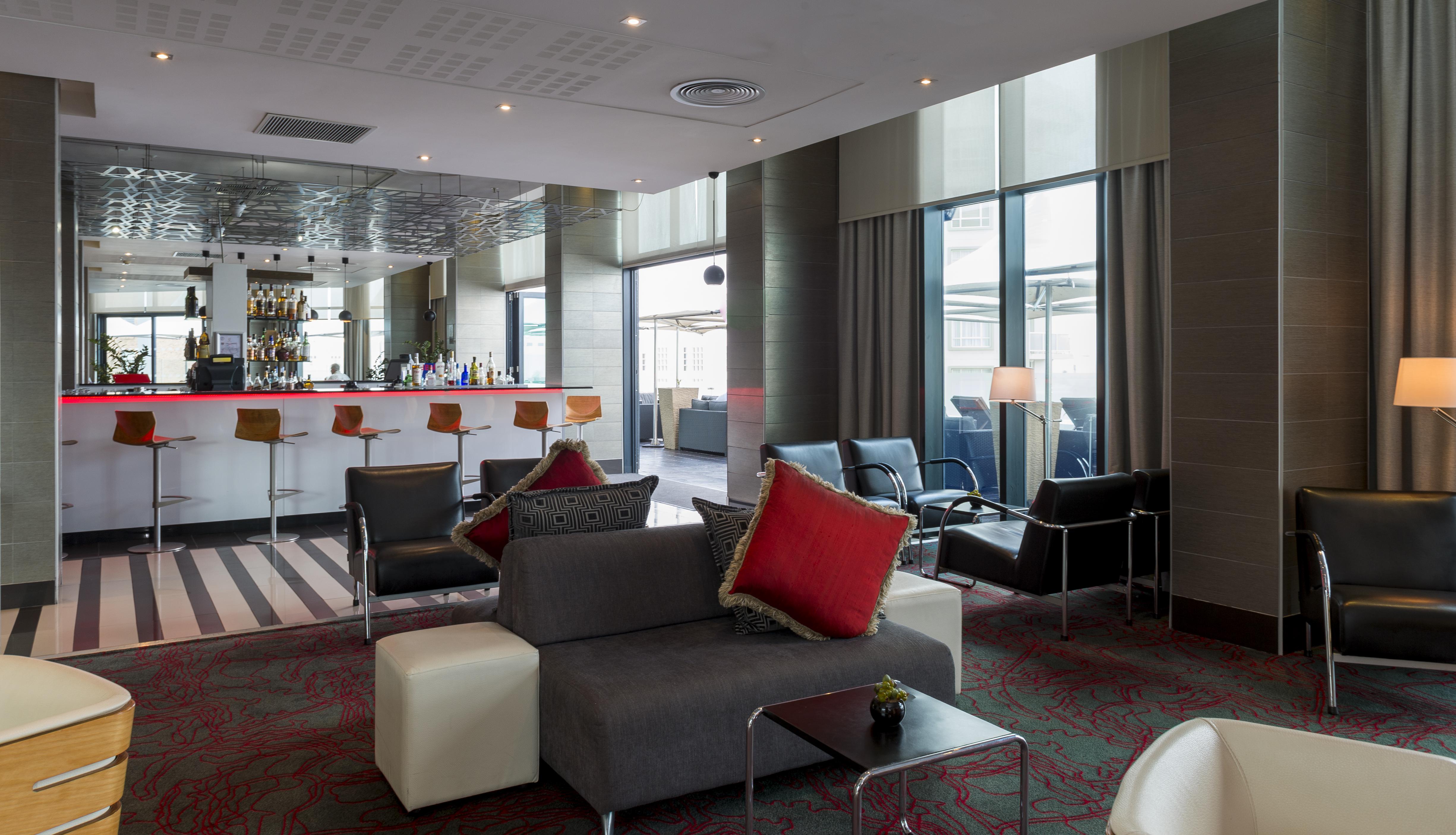 伊丽莎白港丽笙布鲁酒店 外观 照片 The lounge at the hotel