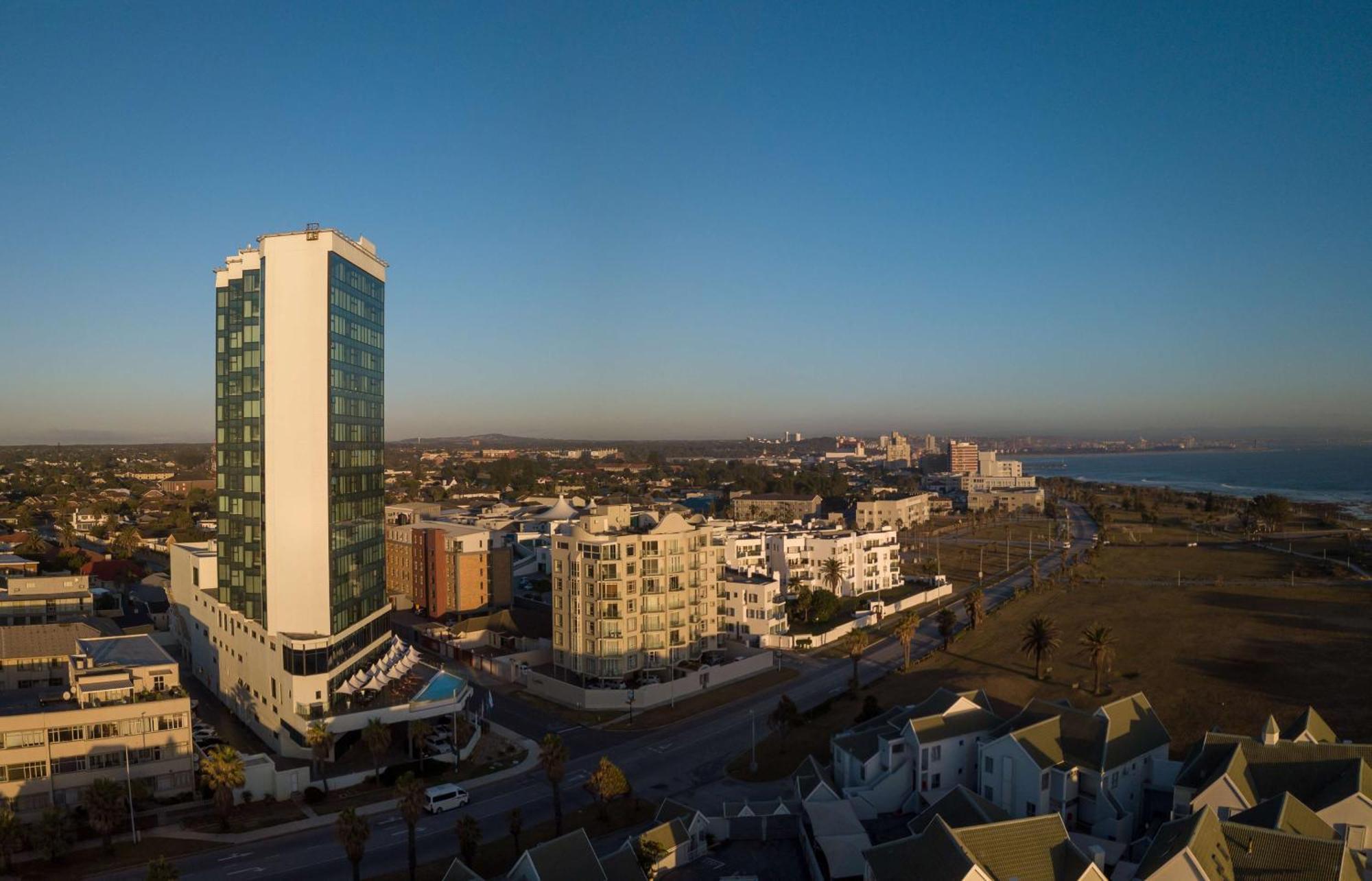 伊丽莎白港丽笙布鲁酒店 外观 照片 Aerial view of the East Village neighborhood