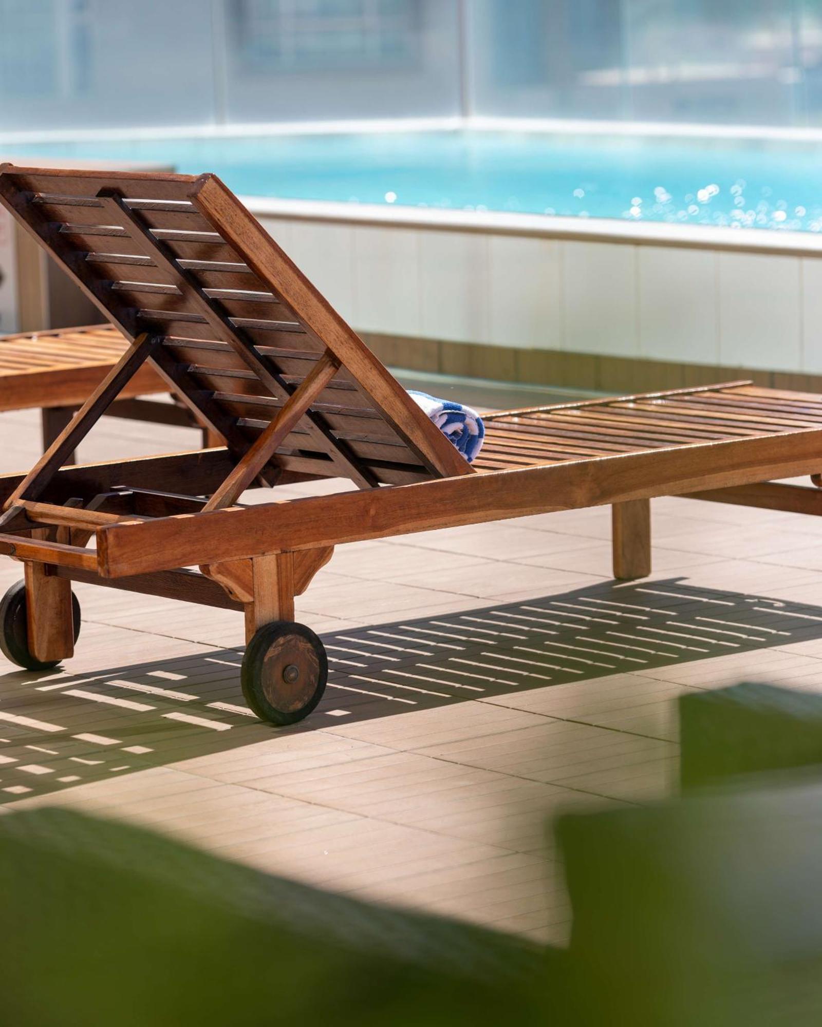 伊丽莎白港丽笙布鲁酒店 外观 照片 A chaise longue